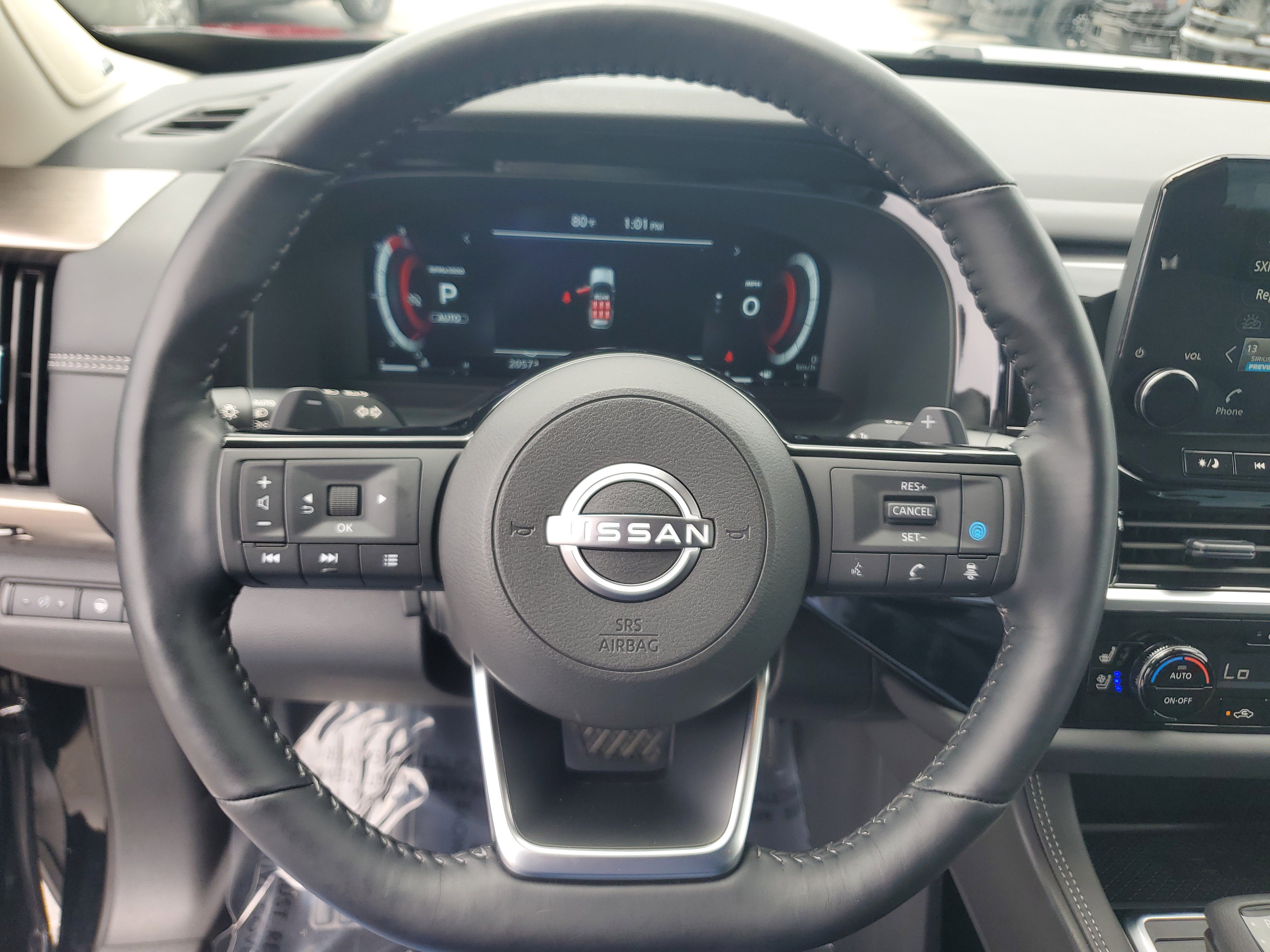 Certified 2024 Nissan Pathfinder Platinum w/ Cargo Package image 23