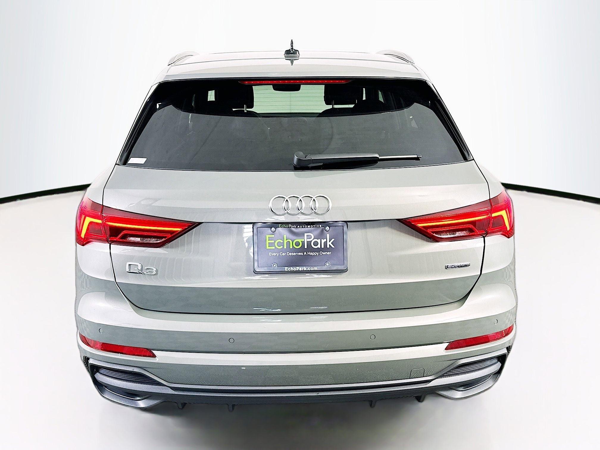 Used 2025 Audi Q3 2.0T Premium AWD/4WD image 7