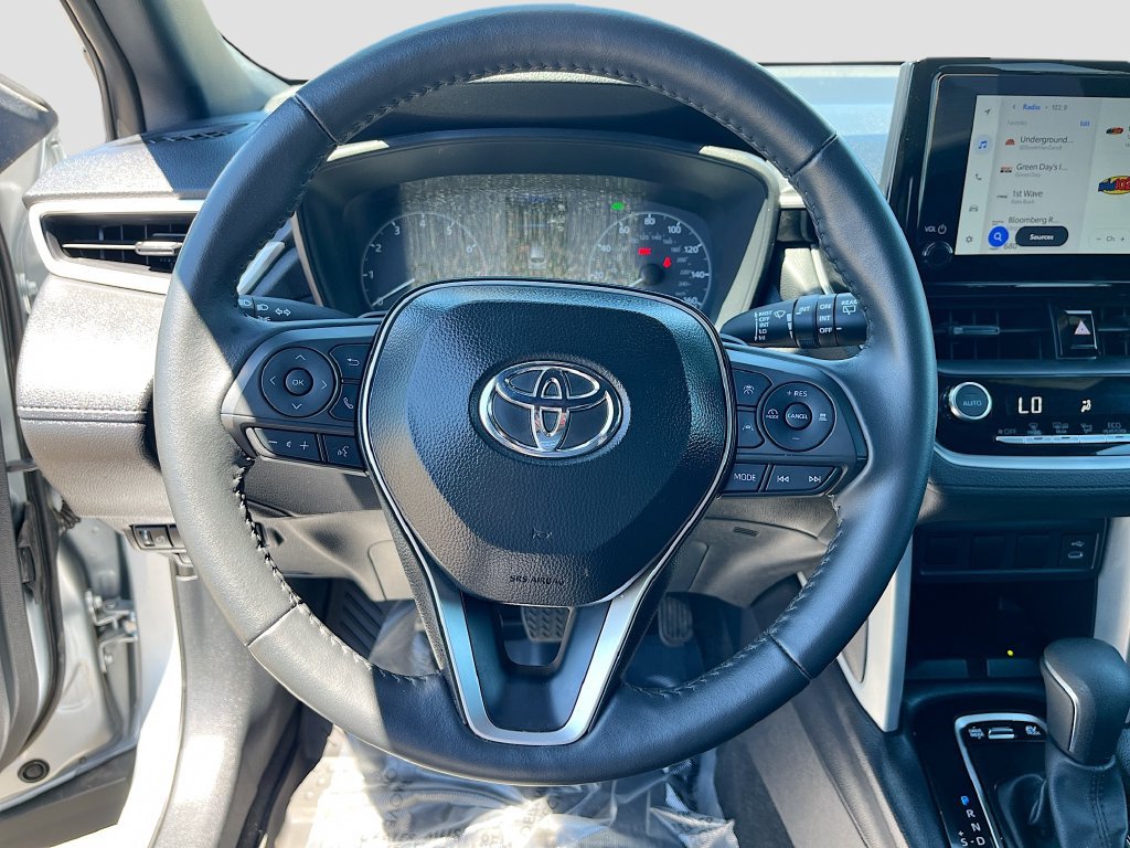 Used 2025 Toyota Corolla Cross AWD Hybrid image 11