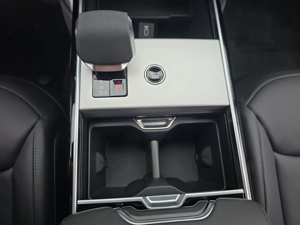 New 2026 Land Rover Range Rover SE AWD/4WD image 27