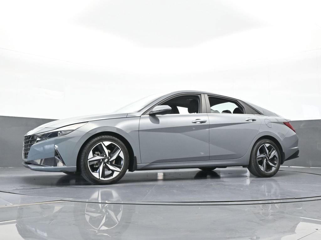 Used 2022 Hyundai Elantra SEL w/ Convenience + Premium Package FWD image 51