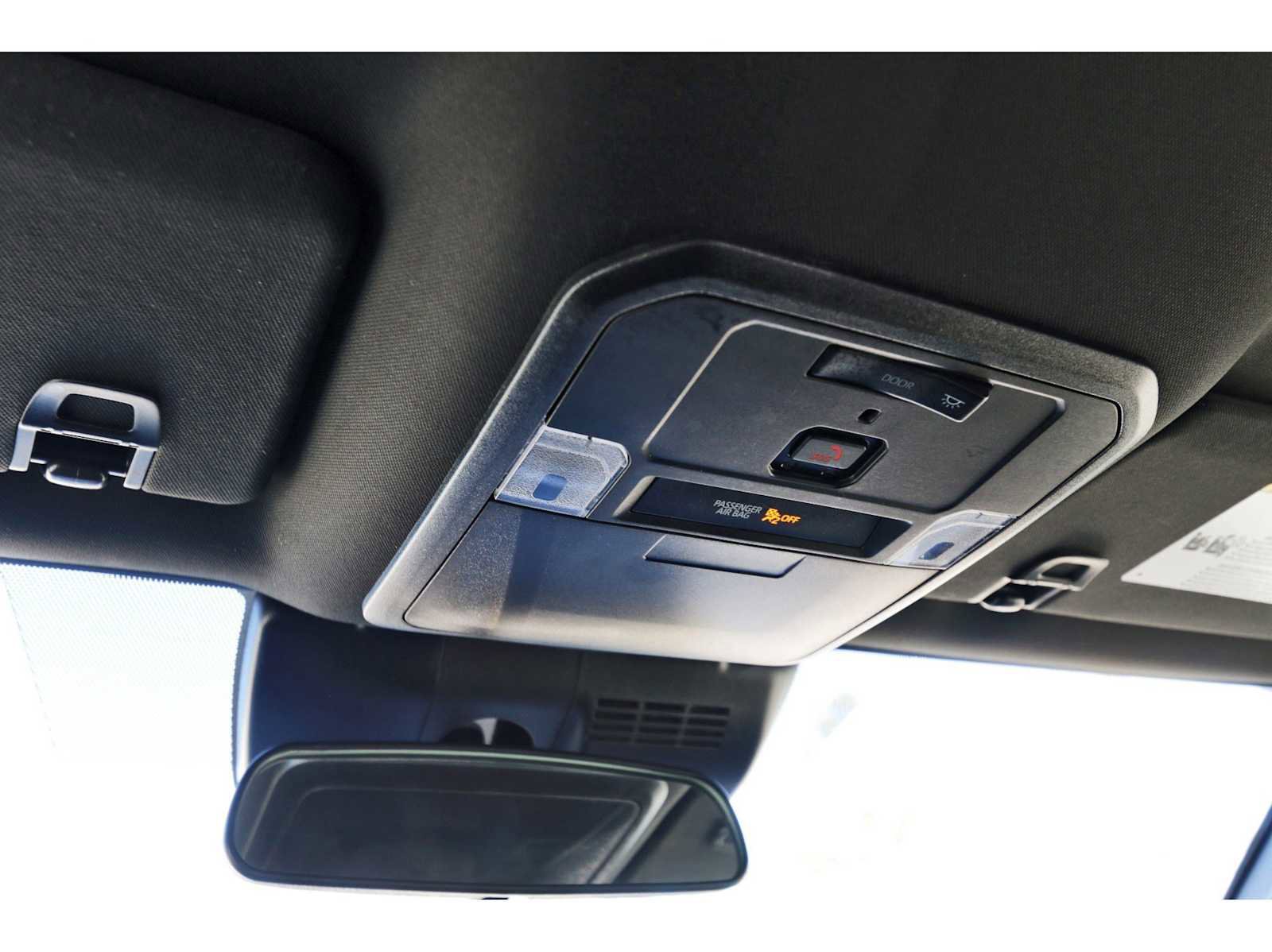 Used 2025 Toyota Tacoma SR image 21