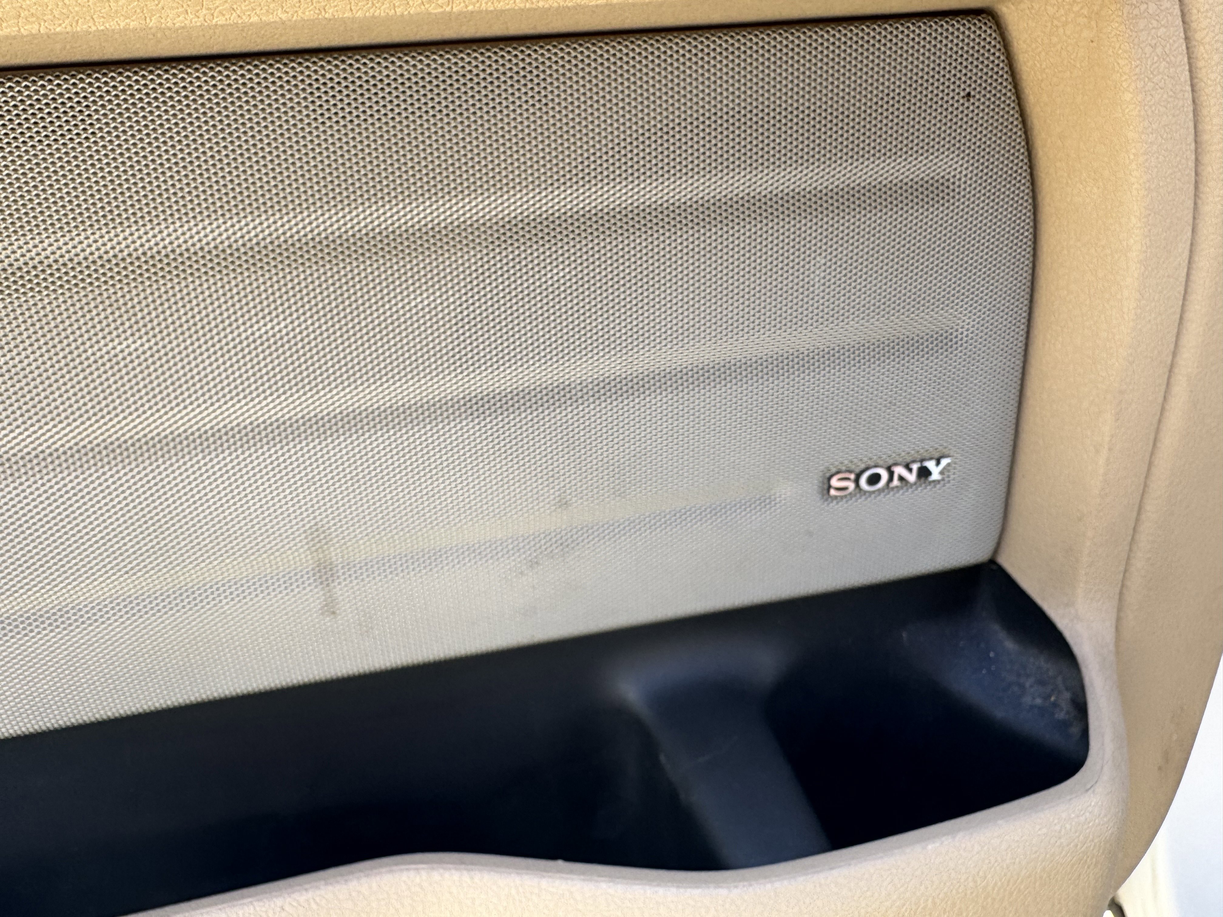 Used 2011 Ford F150 King Ranch image 14