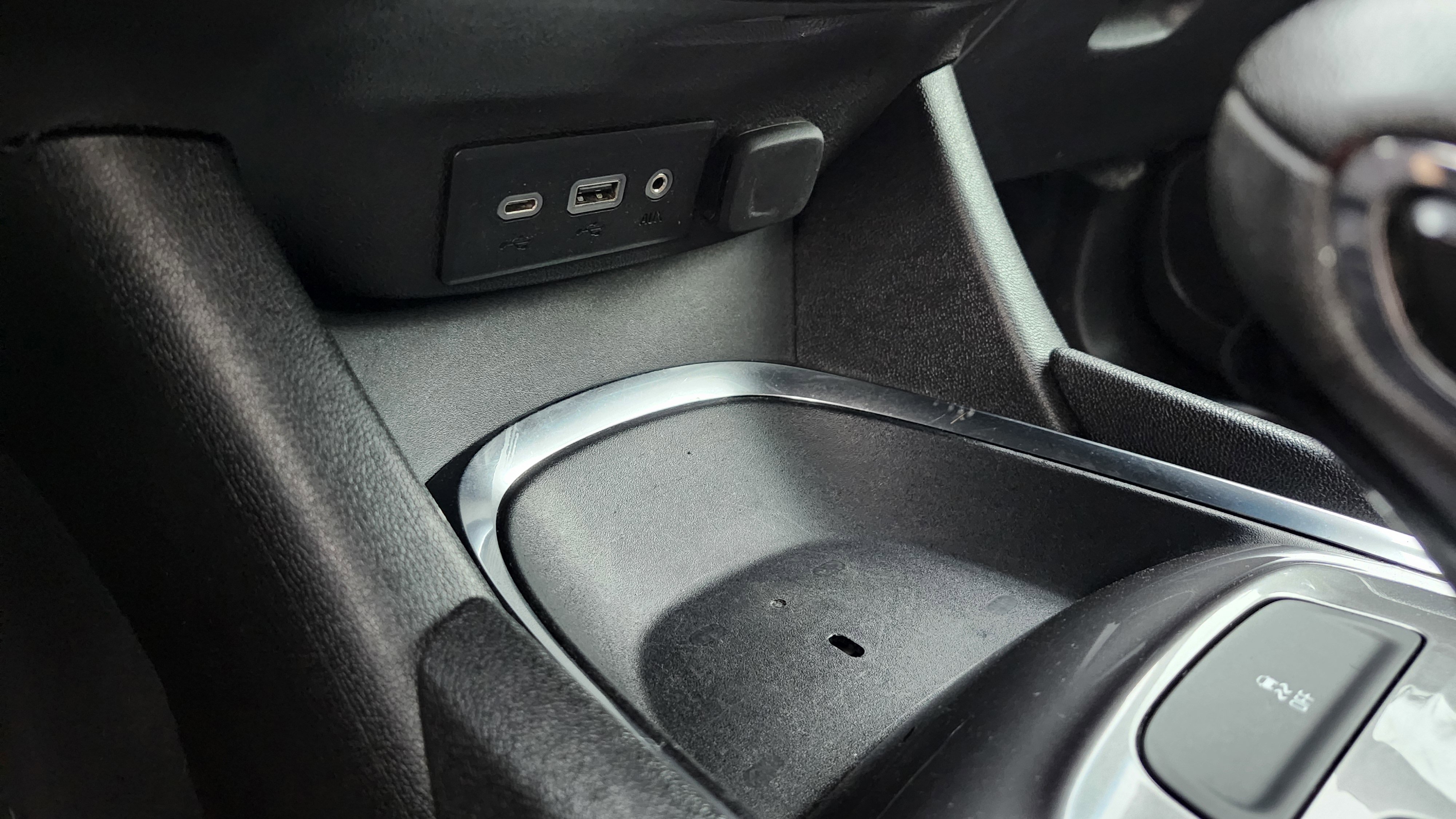 Used 2022 Chevrolet Malibu LT image 29