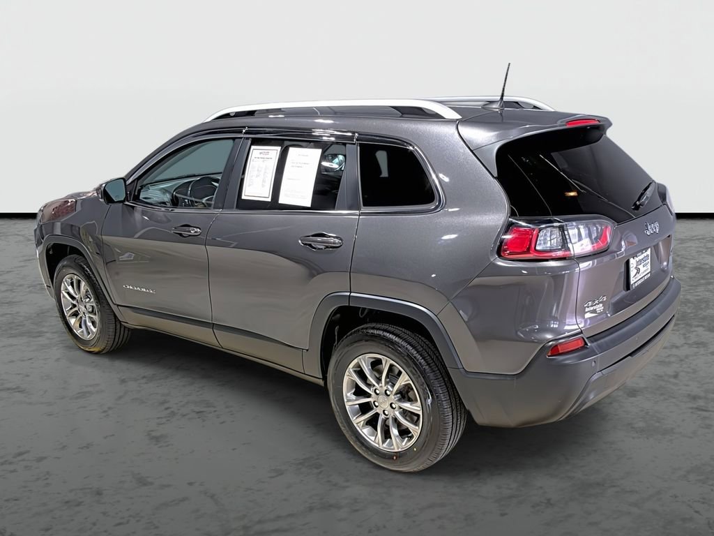 Used 2019 Jeep Cherokee Latitude Plus w/ Cold Weather Group image 2