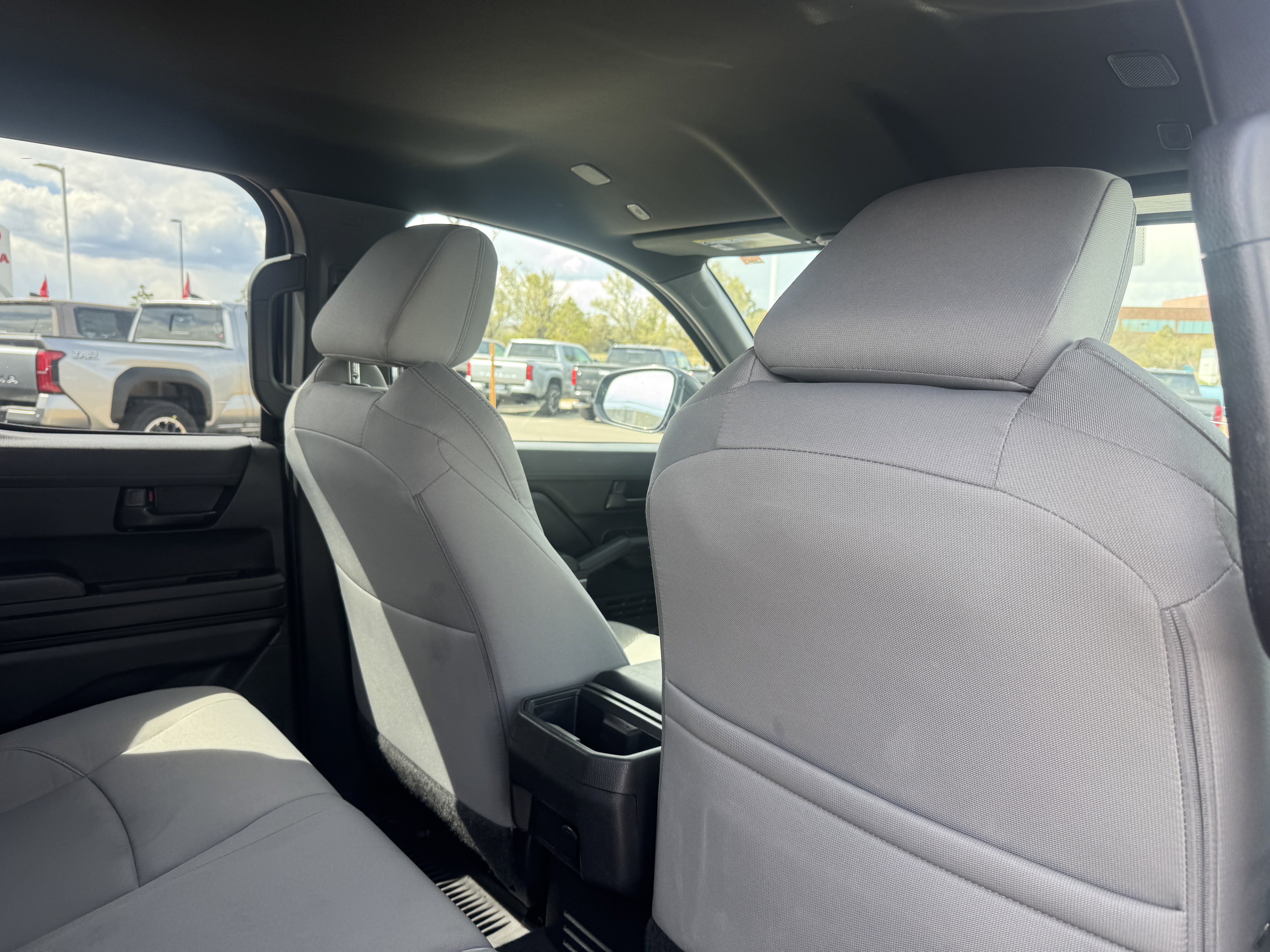 Certified 2025 Toyota Tacoma SR5 AWD/4WD image 17
