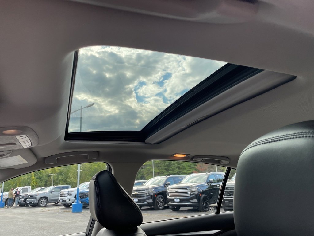 Used 2018 INFINITI Q50 Luxe w/ Essential Package (3.0T Luxe) image 35