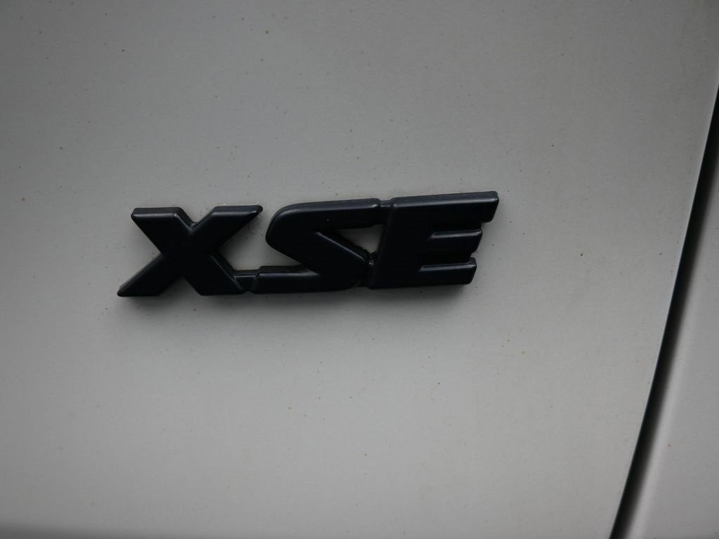 Used 2021 Toyota RAV4 XSE image 46