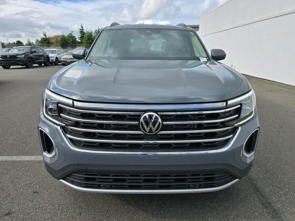 New 2025 Volkswagen Atlas SE image 9