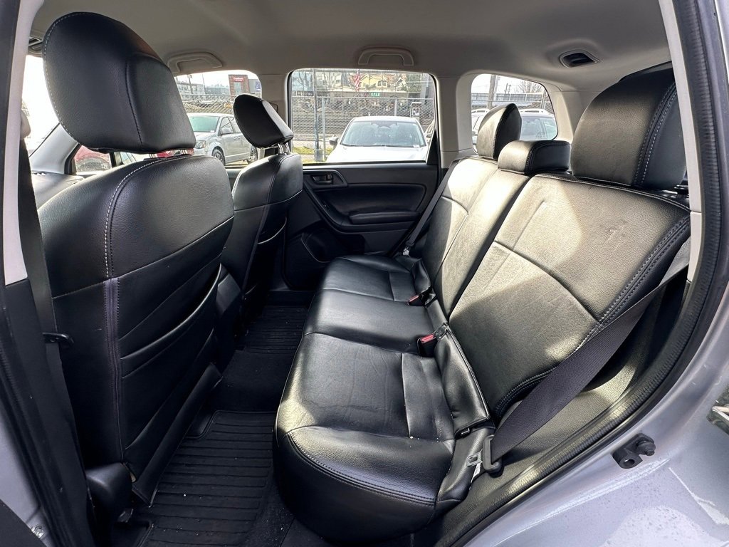 Used 2017 Subaru Forester 2.5i w/ Alloy Wheel Package image 11