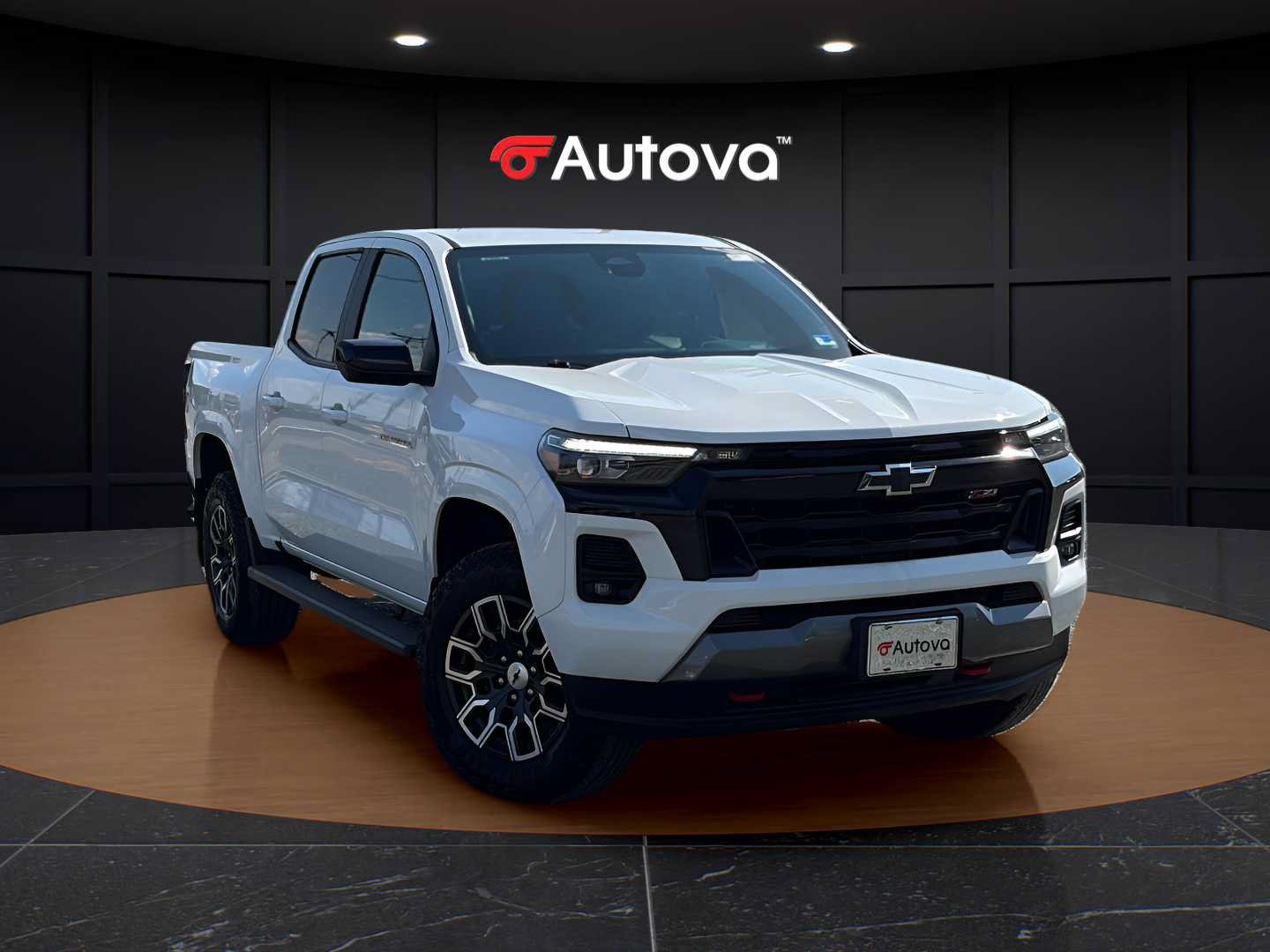 Used 2023 Chevrolet Colorado Z71 w/ Z71 Convenience Package 2 AWD/4WD image 7