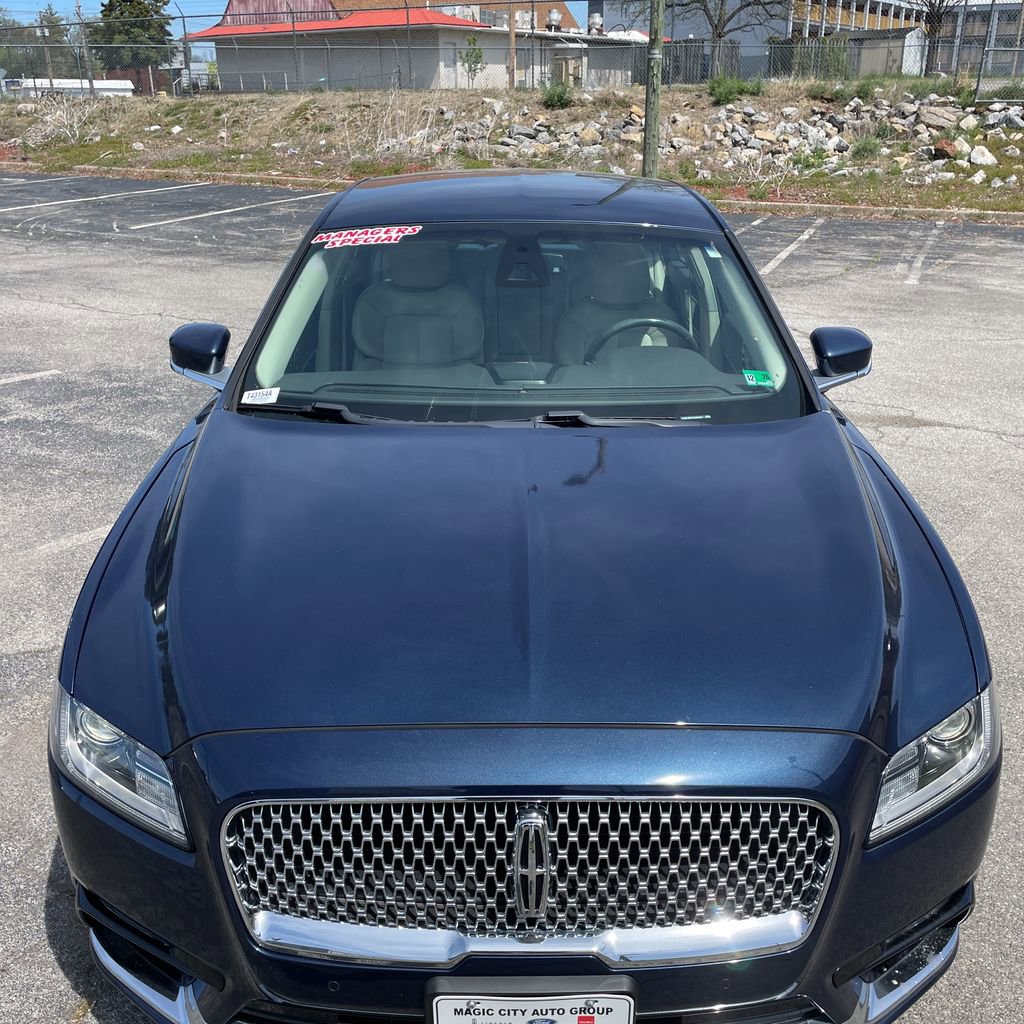 Used 2017 Lincoln Continental Reserve w/ Climate Package AWD/4WD image 9