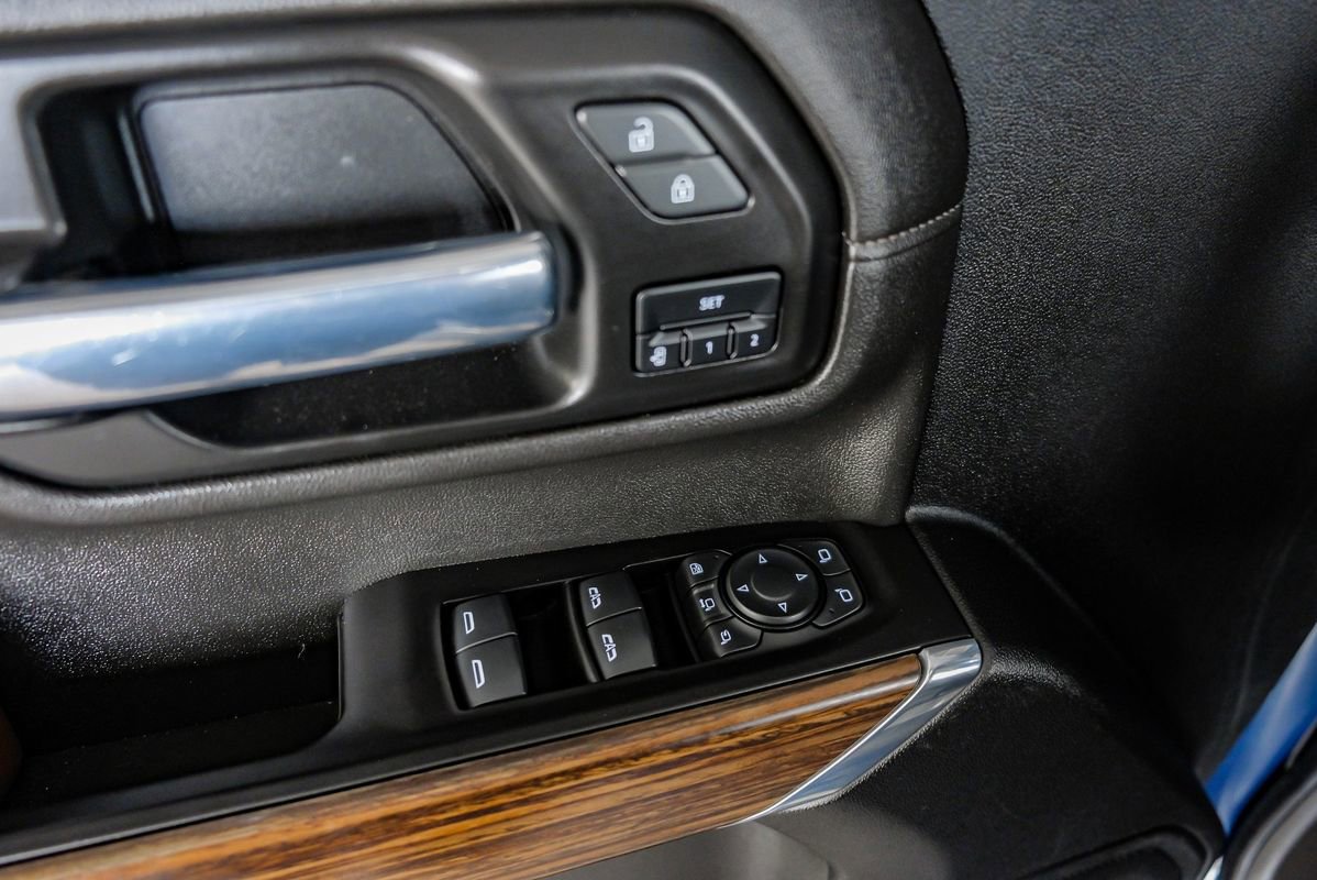 Used 2021 Chevrolet Silverado 3500 High Country image 46