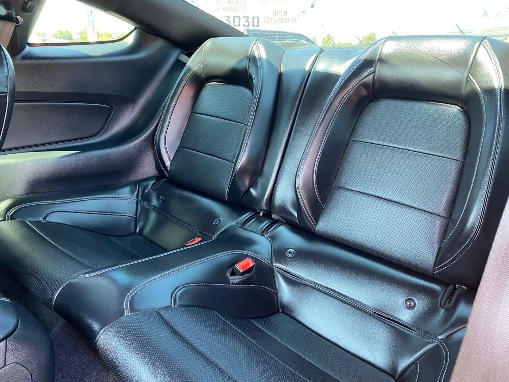 Used 2020 Ford Mustang GT Premium w/ GT Performance Package RWD image 16