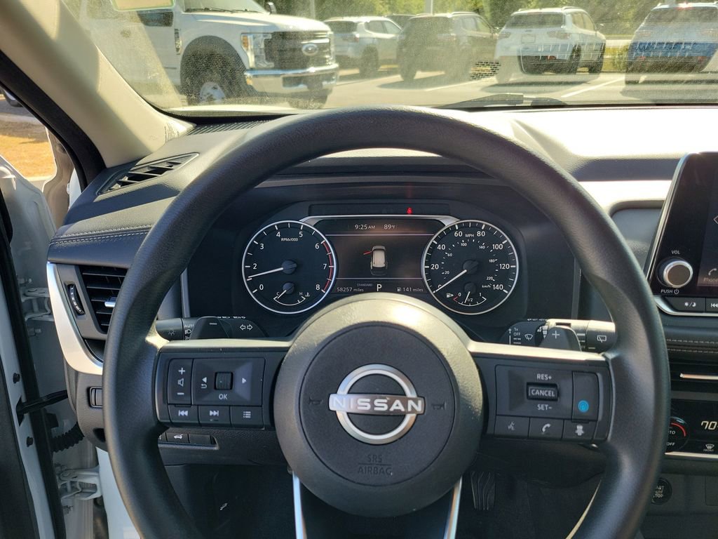 Used 2024 Nissan Rogue SV image 20