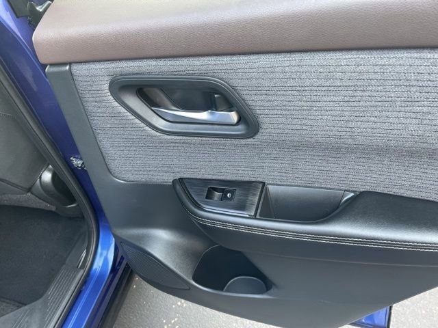 Used 2021 Nissan Rogue SV image 46