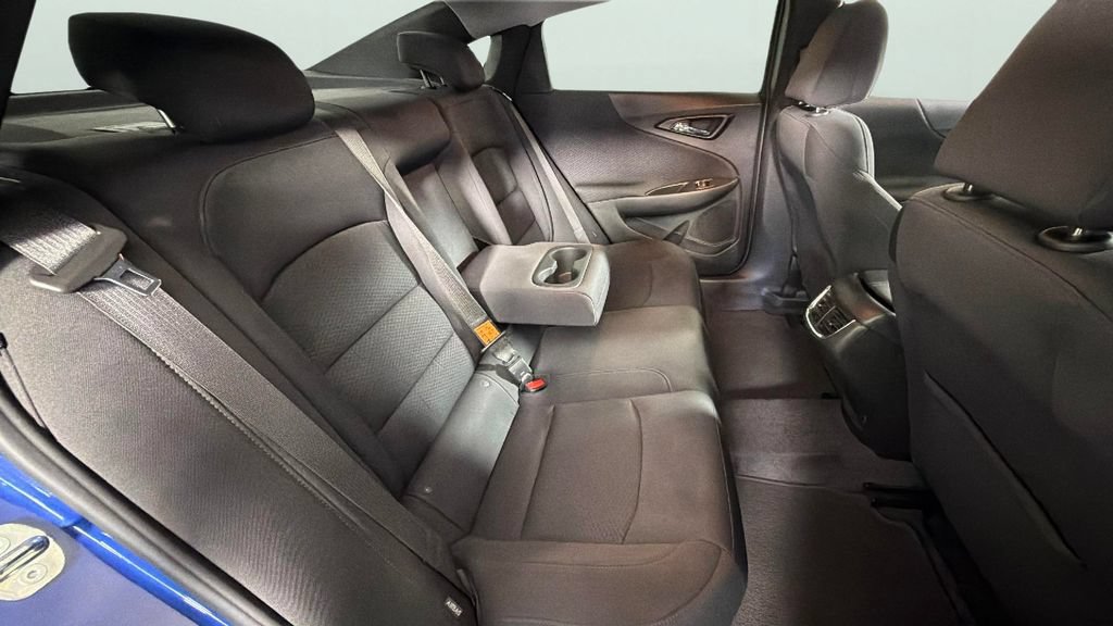 Used 2023 Chevrolet Malibu LT FWD image 28