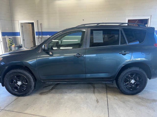 Used 2012 Toyota RAV4 4WD w/ Value Pkg image 4