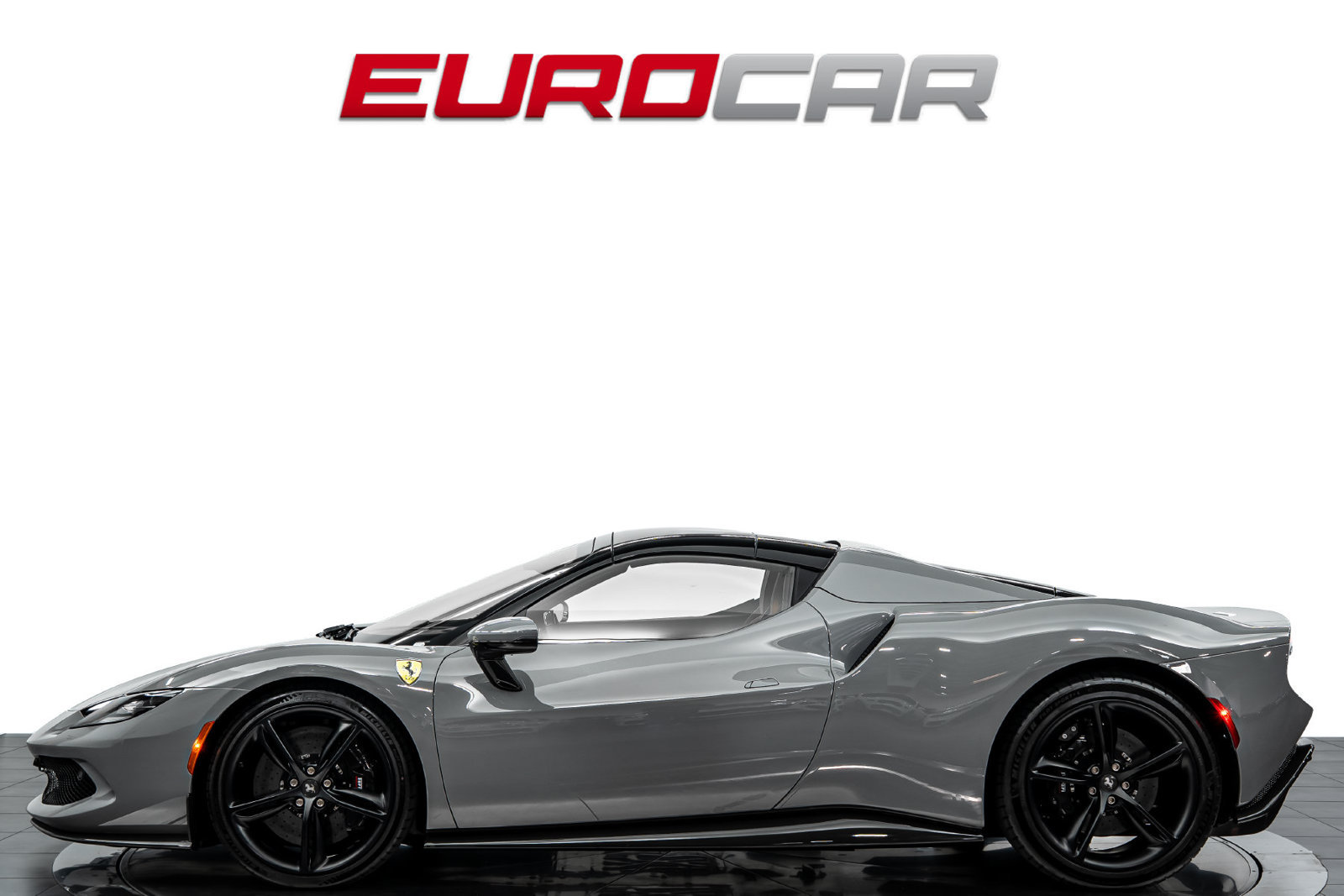 Used 2024 Ferrari 296 GTS RWD image 3