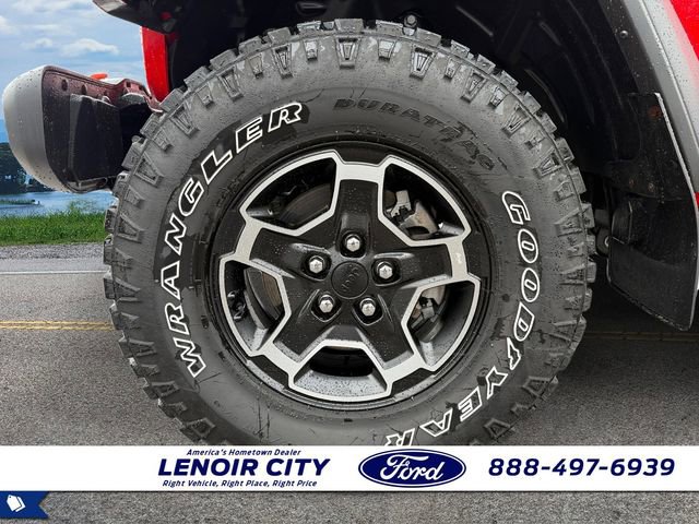 Used 2023 Jeep Gladiator Mojave w/ LED Lighting Group image 9