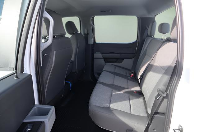 New 2026 Ford F250 XL w/ XL Chrome Package image 23