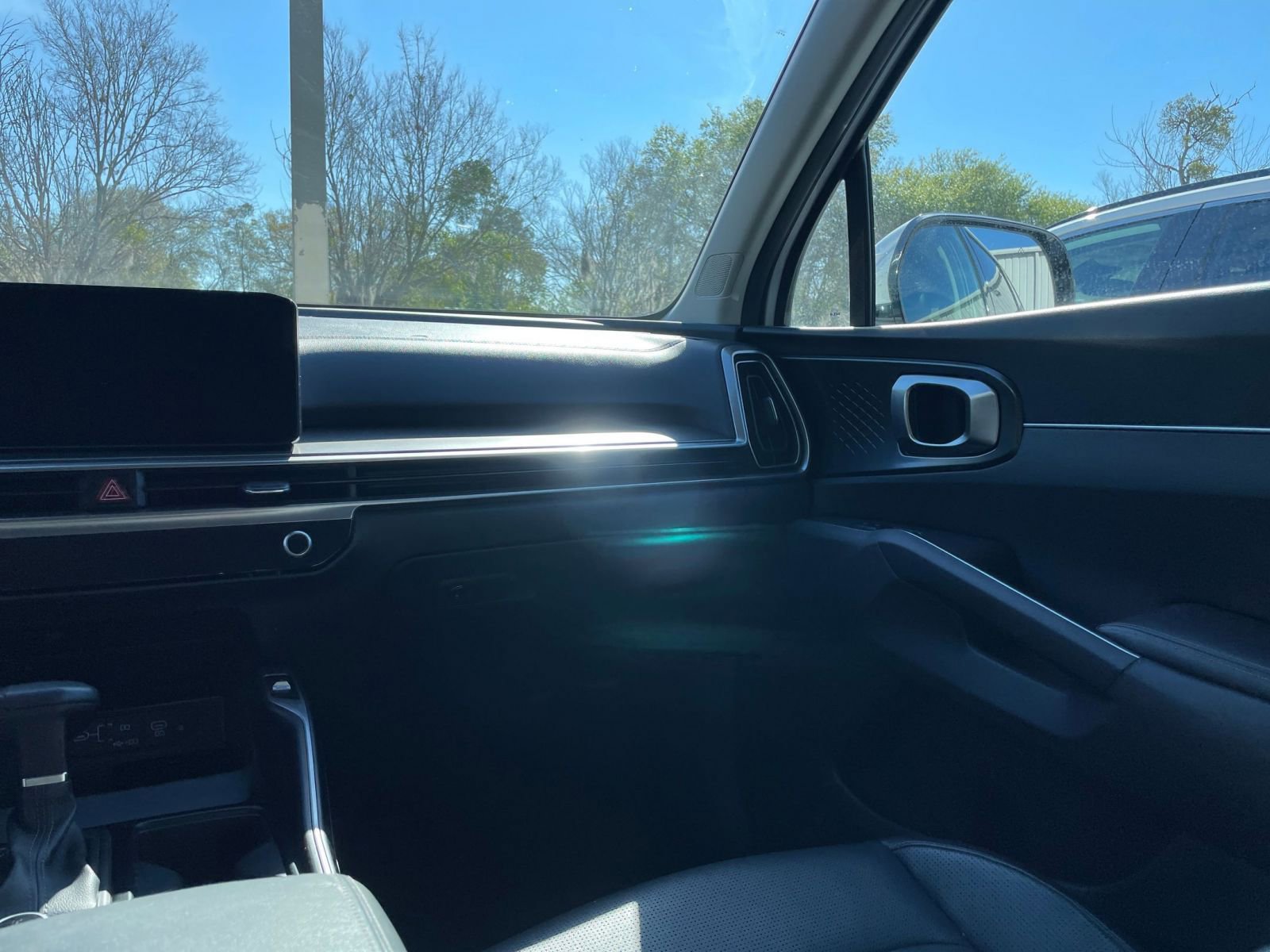 Used 2024 Kia Sorento S image 37