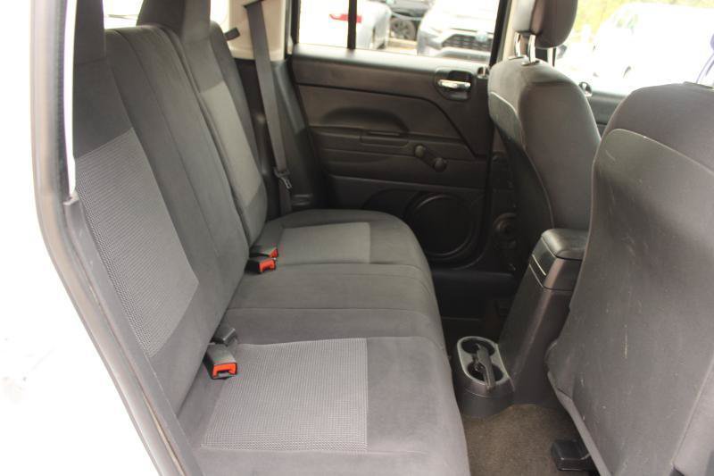Used 2014 Jeep Patriot Sport FWD image 13