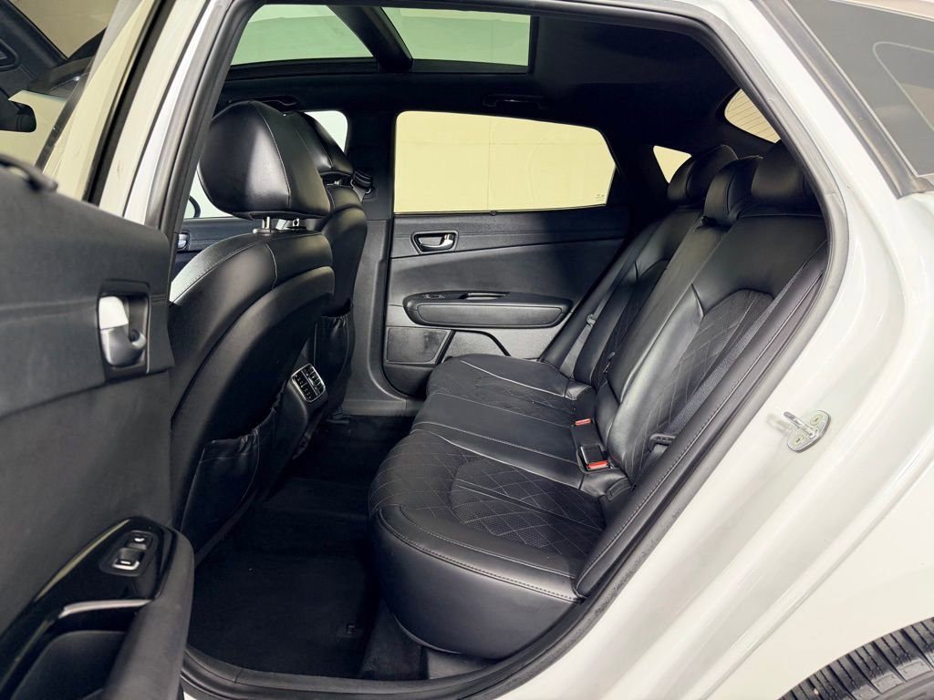 Used 2018 Kia Optima SX w/ Technology Package image 25