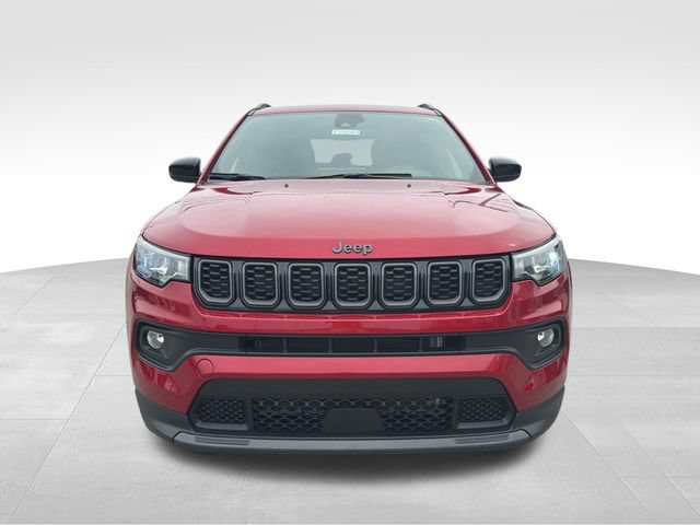 Used 2025 Jeep Compass Latitude w/ Altitude Special Edition AWD/4WD image 2