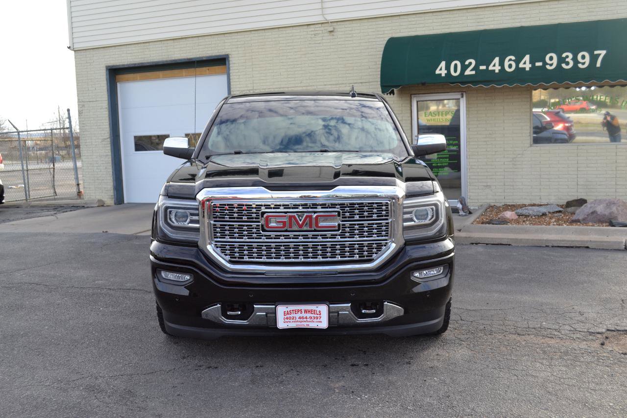 Used 2018 GMC Sierra 1500 Denali w/ Denali Ultimate Package image 2