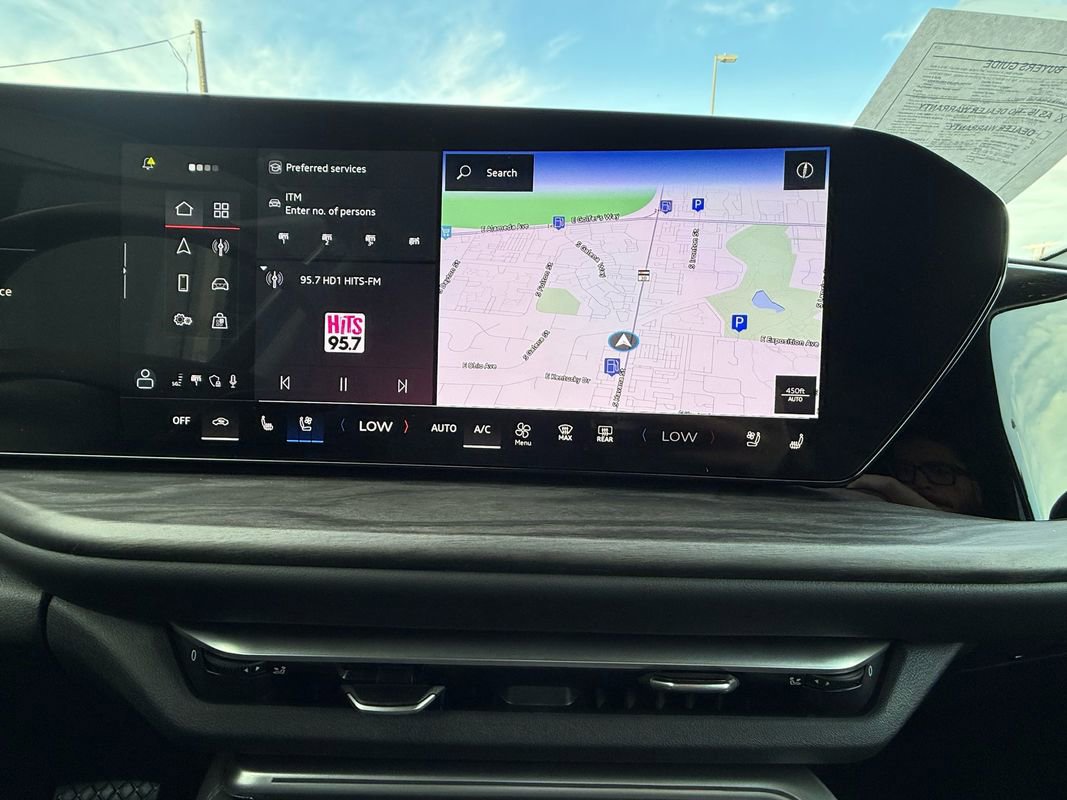 Used 2025 Audi Q5 Premium Plus w/ Premium Plus image 14