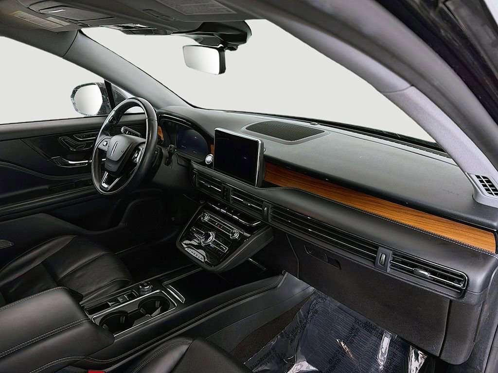 Used 2022 Lincoln Corsair Reserve w/ Elements Package image 22
