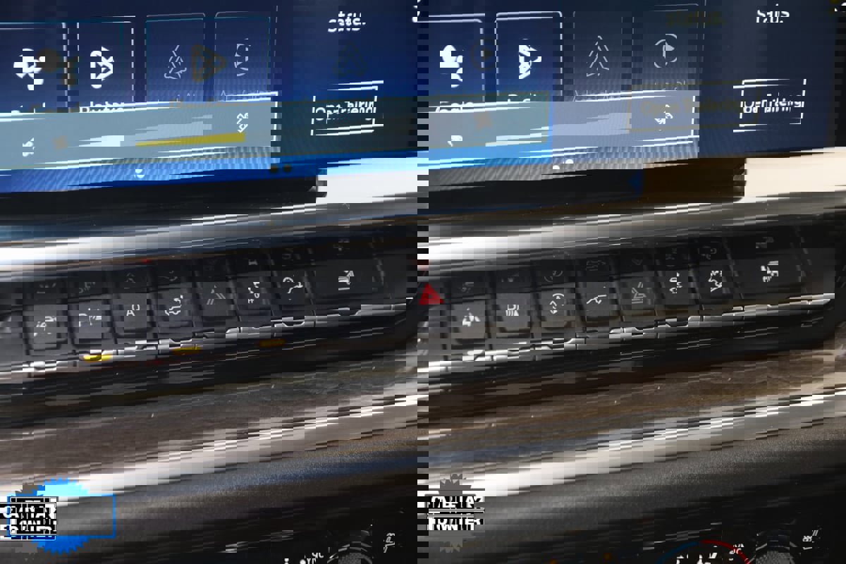 Used 2022 Chevrolet Silverado 1500 LTZ w/ LTZ Premium Package image 31