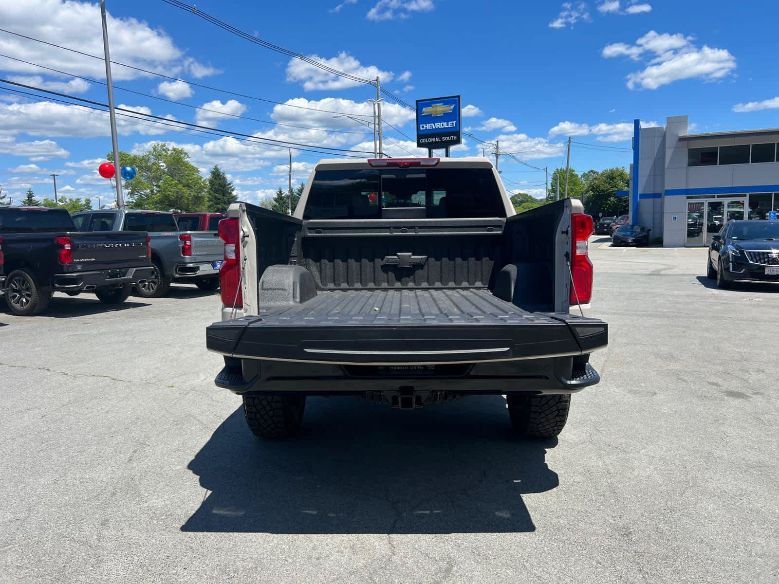 Used 2026 Chevrolet Silverado 1500 ZR2 w/ LPO, Dark Essentials Package AWD/4WD image 39