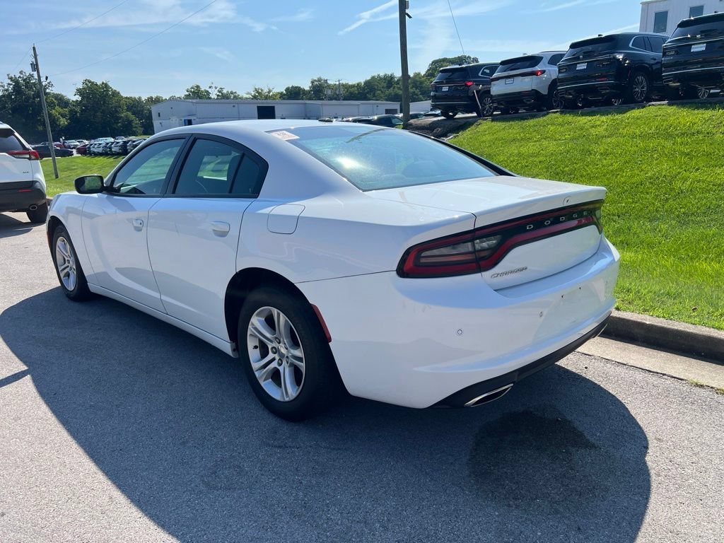 Used 2019 Dodge Charger SXT RWD image 4