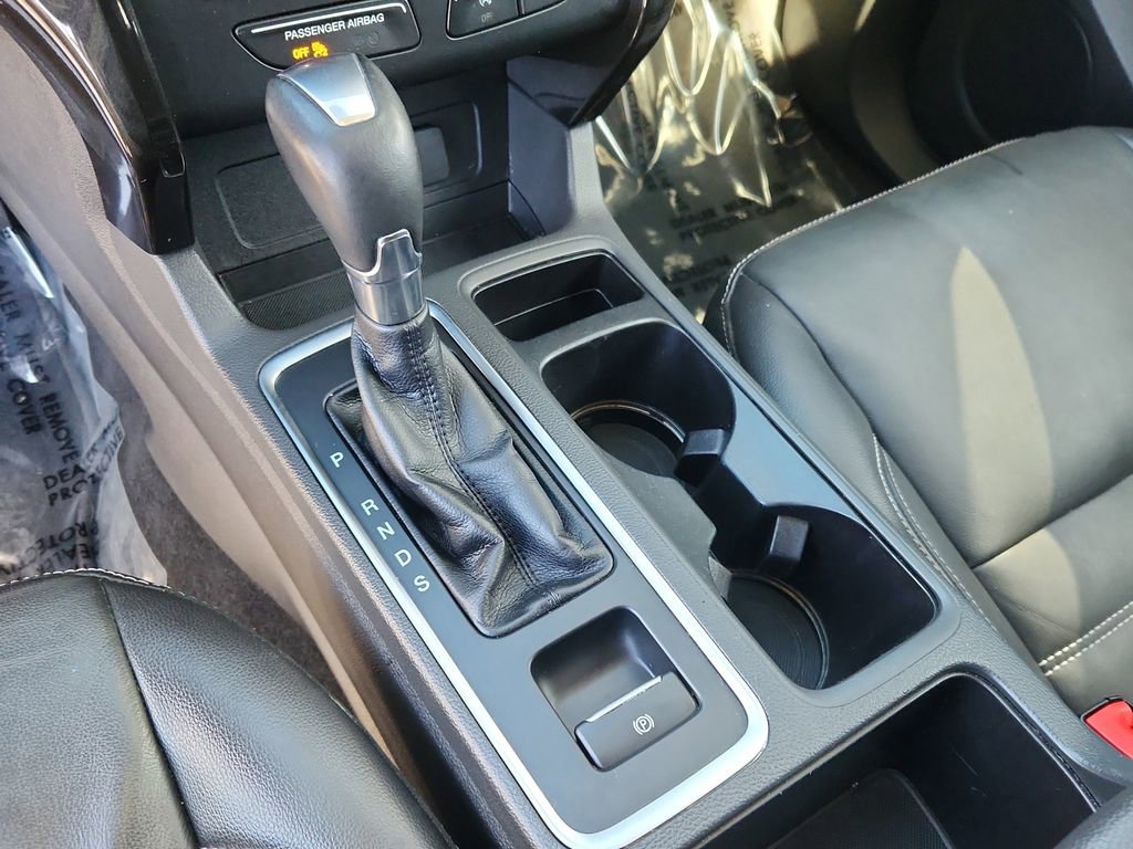 Used 2017 Ford Escape Titanium image 24