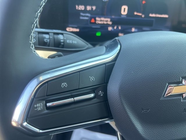 New 2026 Chevrolet Equinox EV LT image 18