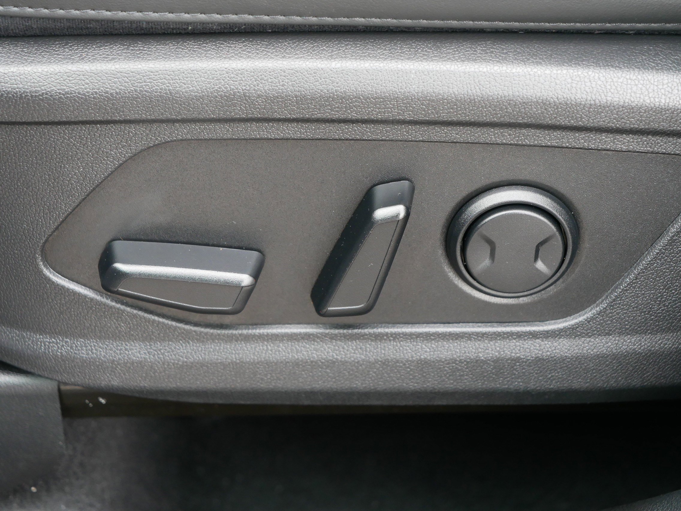 Certified 2023 Kia Sorento X-Line EX image 20