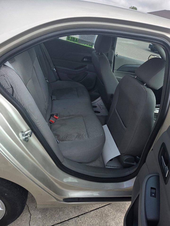 Used 2013 Chevrolet Malibu LS w/ Protection Package image 13