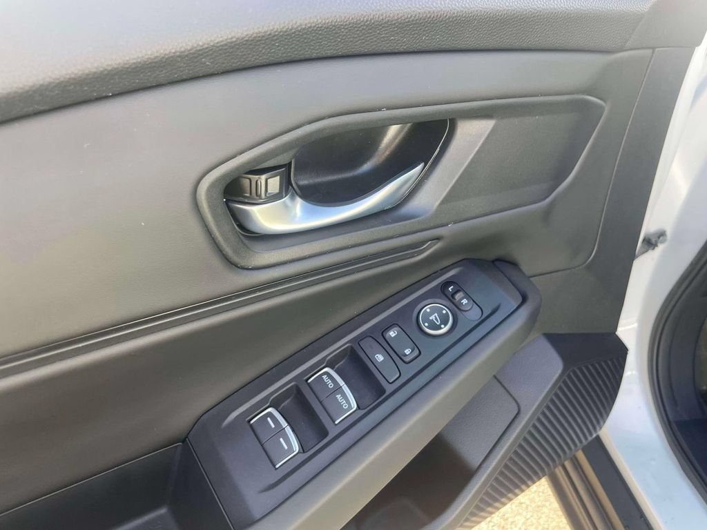 Certified 2025 Honda Accord SE image 16