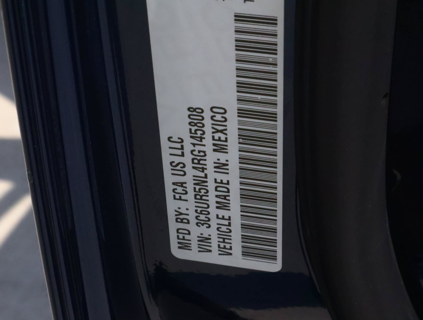 Used 2024 RAM 2500 Laramie w/ Night Edition AWD/4WD image 23