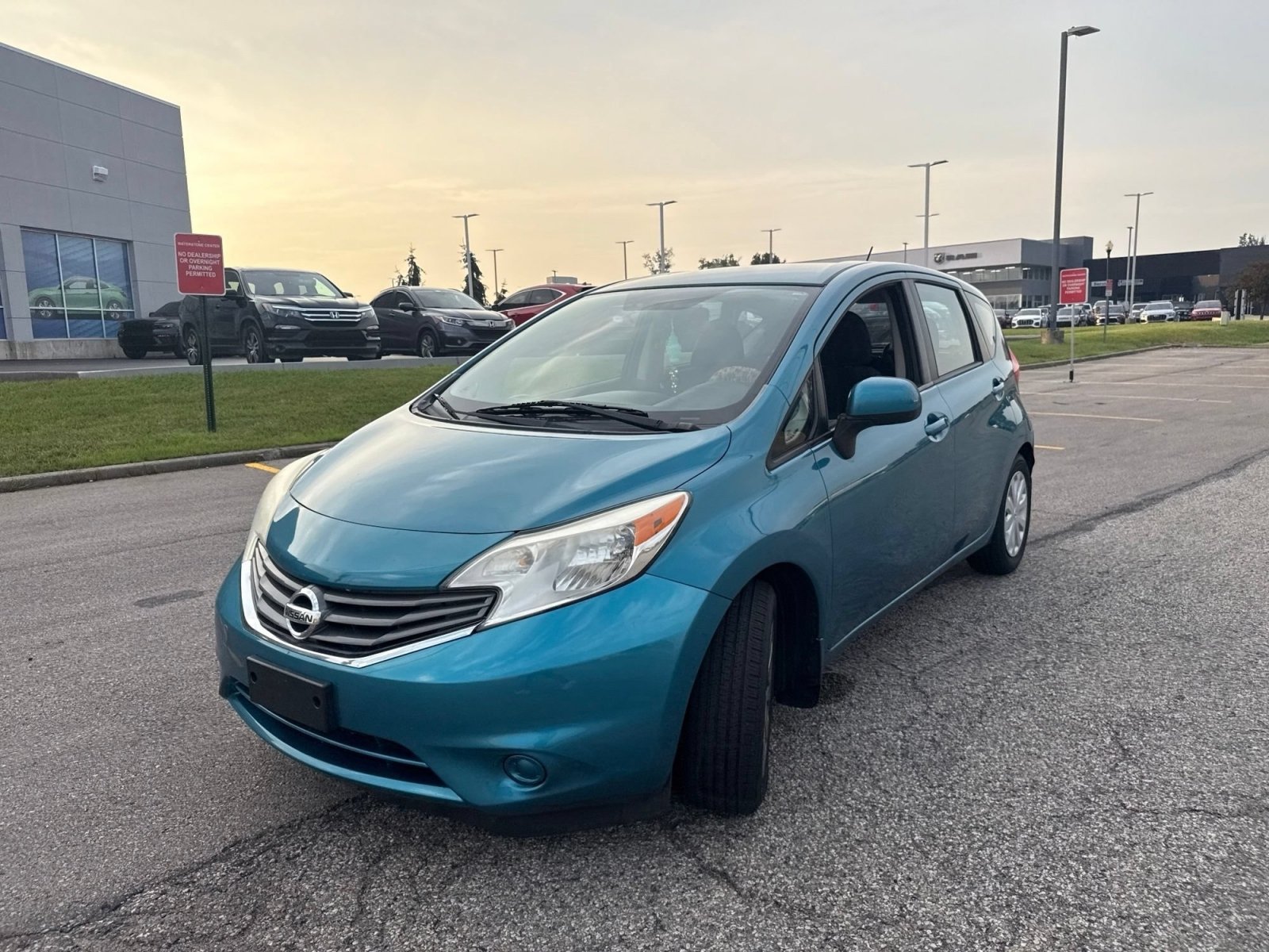 Used 2014 Nissan Versa Note SV w/ Convenience Package FWD image 12