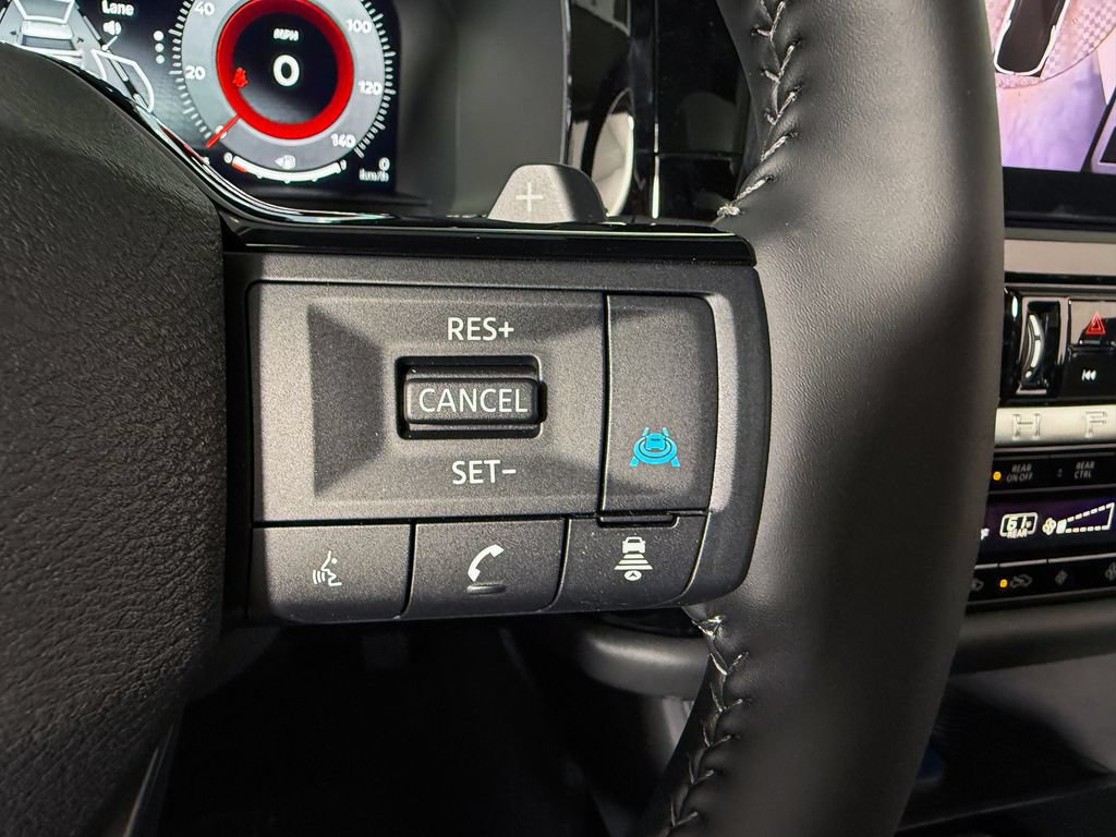New 2026 Nissan Pathfinder SL w/ SL Premium Package AWD/4WD image 33