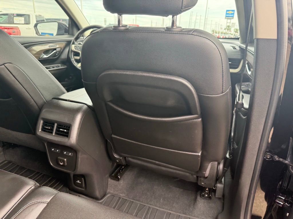 Used 2022 GMC Terrain Denali w/ Black Diamond Edition image 38