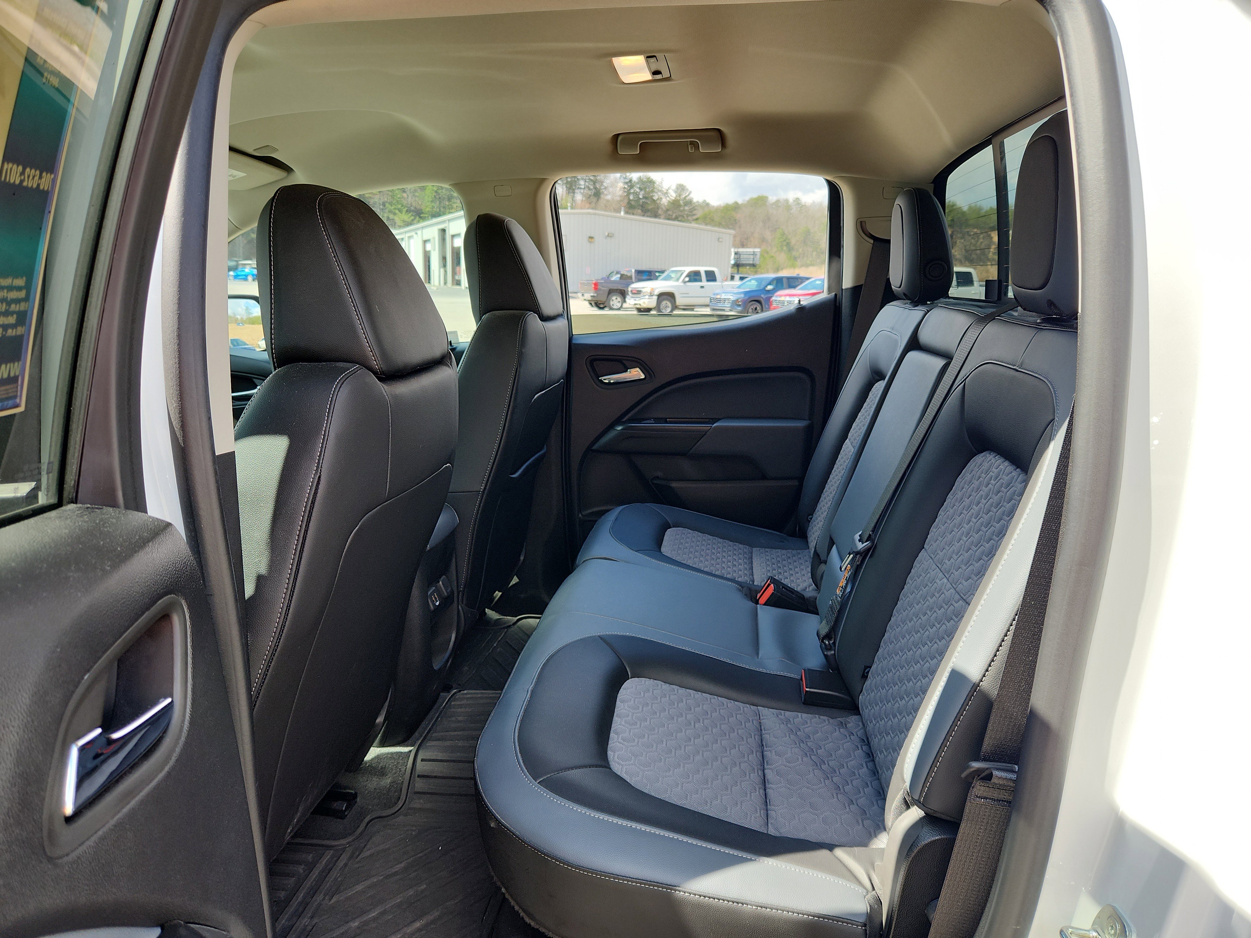 Used 2022 Chevrolet Colorado Z71 image 36