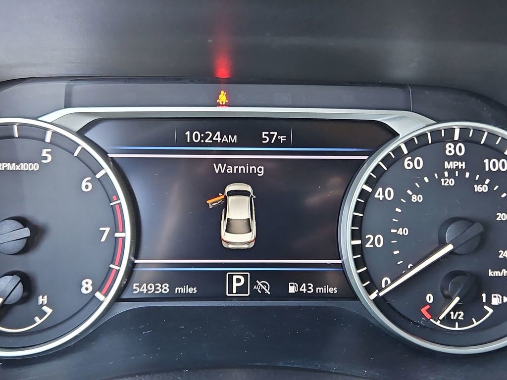 Used 2024 Nissan Sentra SV FWD image 13