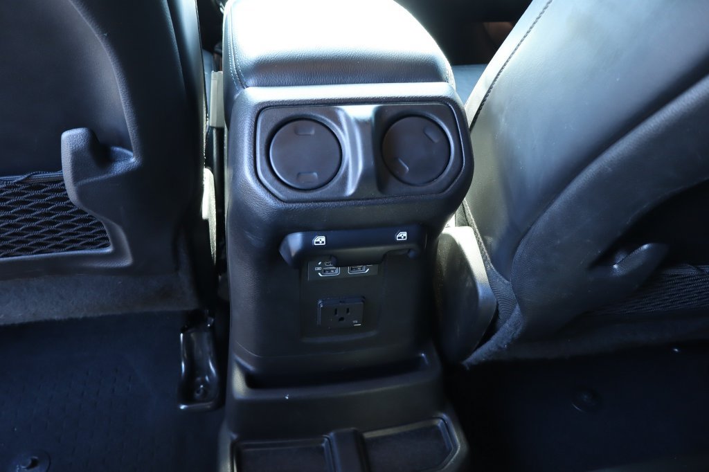 Used 2024 Jeep Wrangler High Altitude AWD/4WD image 33