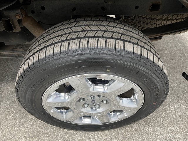 Used 2013 Ford F150 XLT w/ Luxury Equipment Group image 16