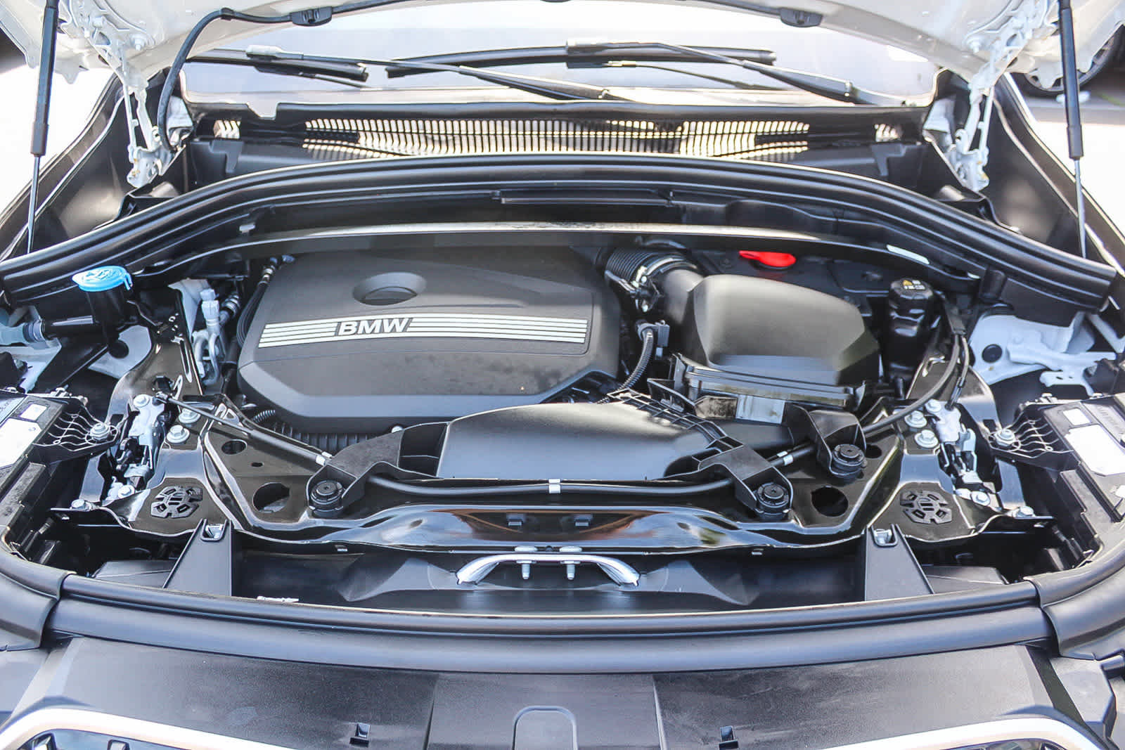 Used 2025 BMW X1 xDrive28i w/ Premium Package image 26