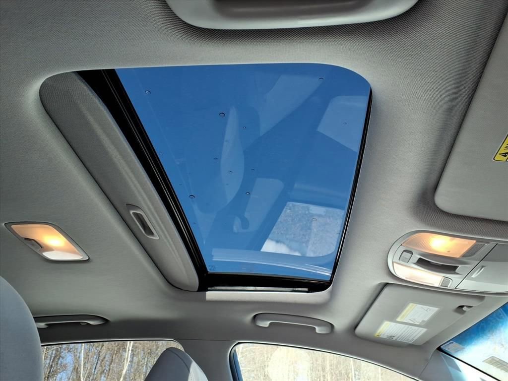 Used 2023 Hyundai Kona SEL w/ Convenience Package image 6